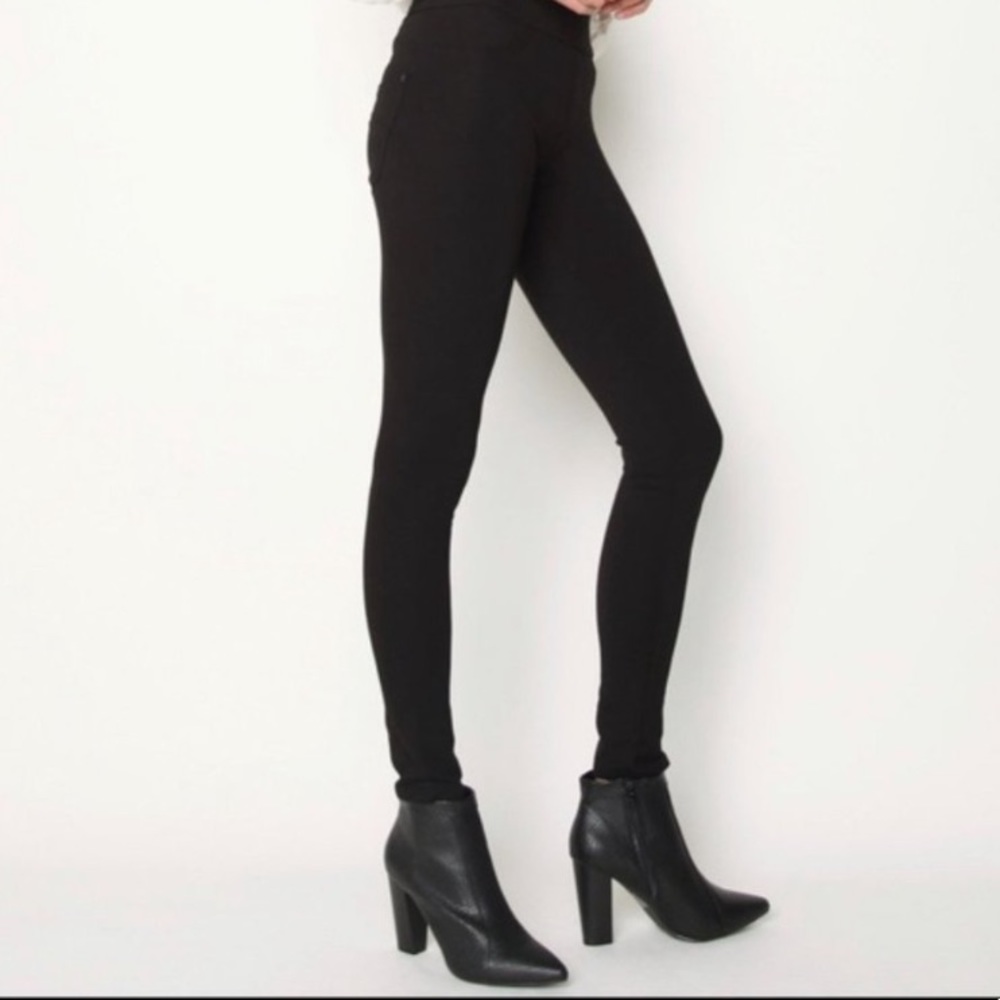 💰SOLD💰James Jeans Slip On Twiggy Jeggings